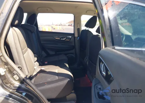 2017 Nissan Rogue S z USA, uszkodzony, nr VIN 5N1AT2MV6HC730272